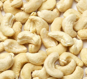 CASHEW WHOLE  W210 1KG